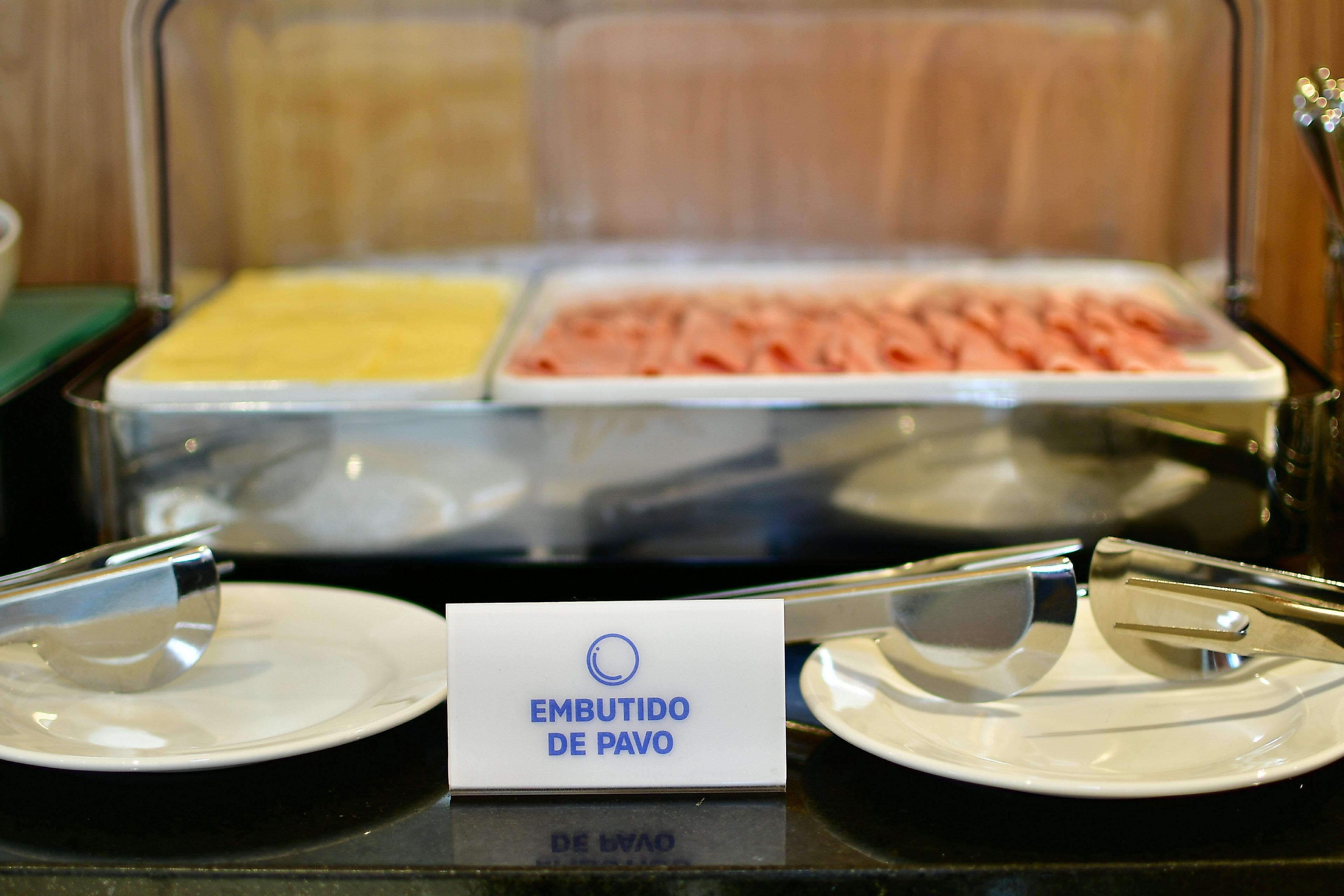 Holiday Inn Express Asuncion Aviadores By Ihg Exterior foto