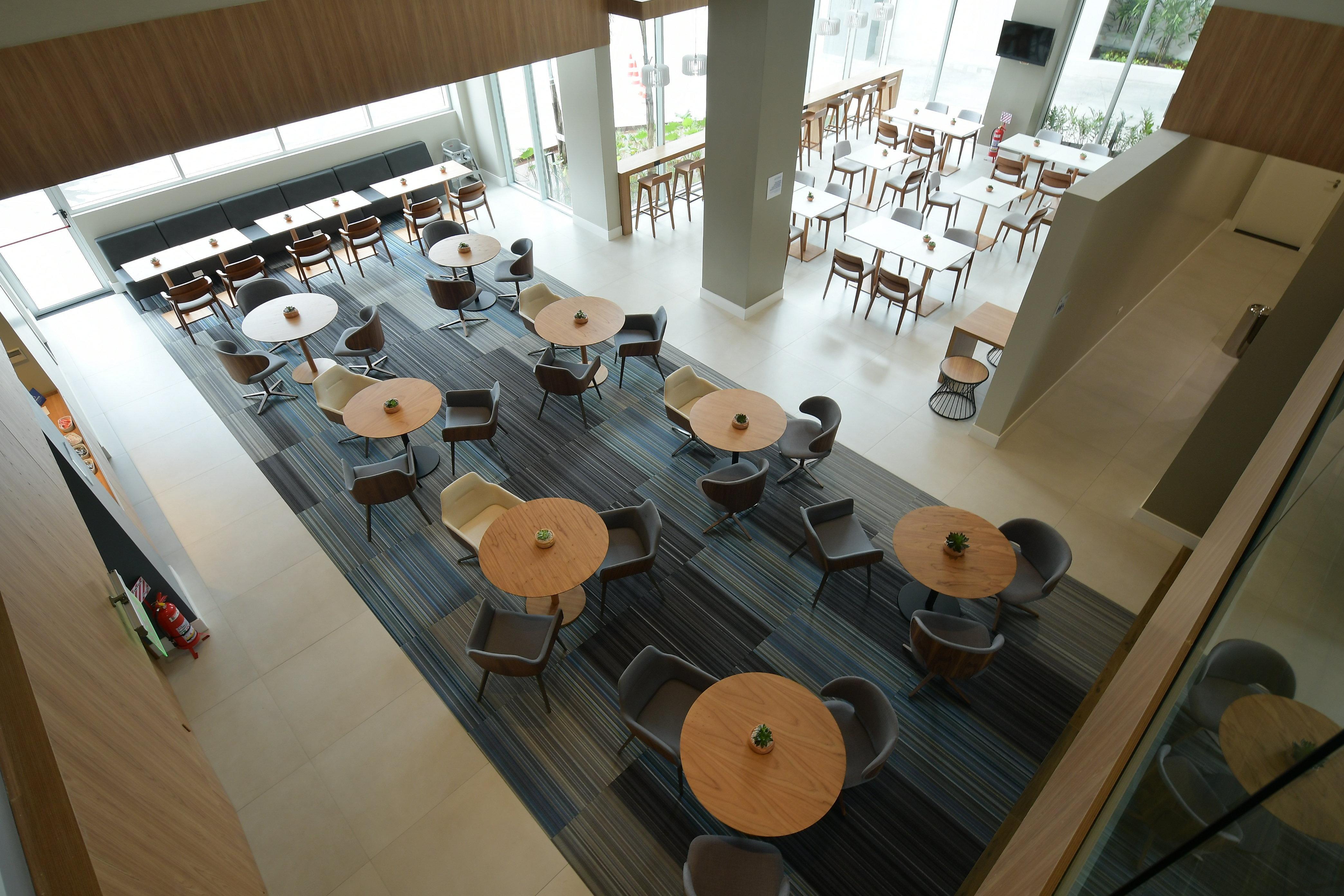 Holiday Inn Express Asuncion Aviadores By Ihg Exterior foto