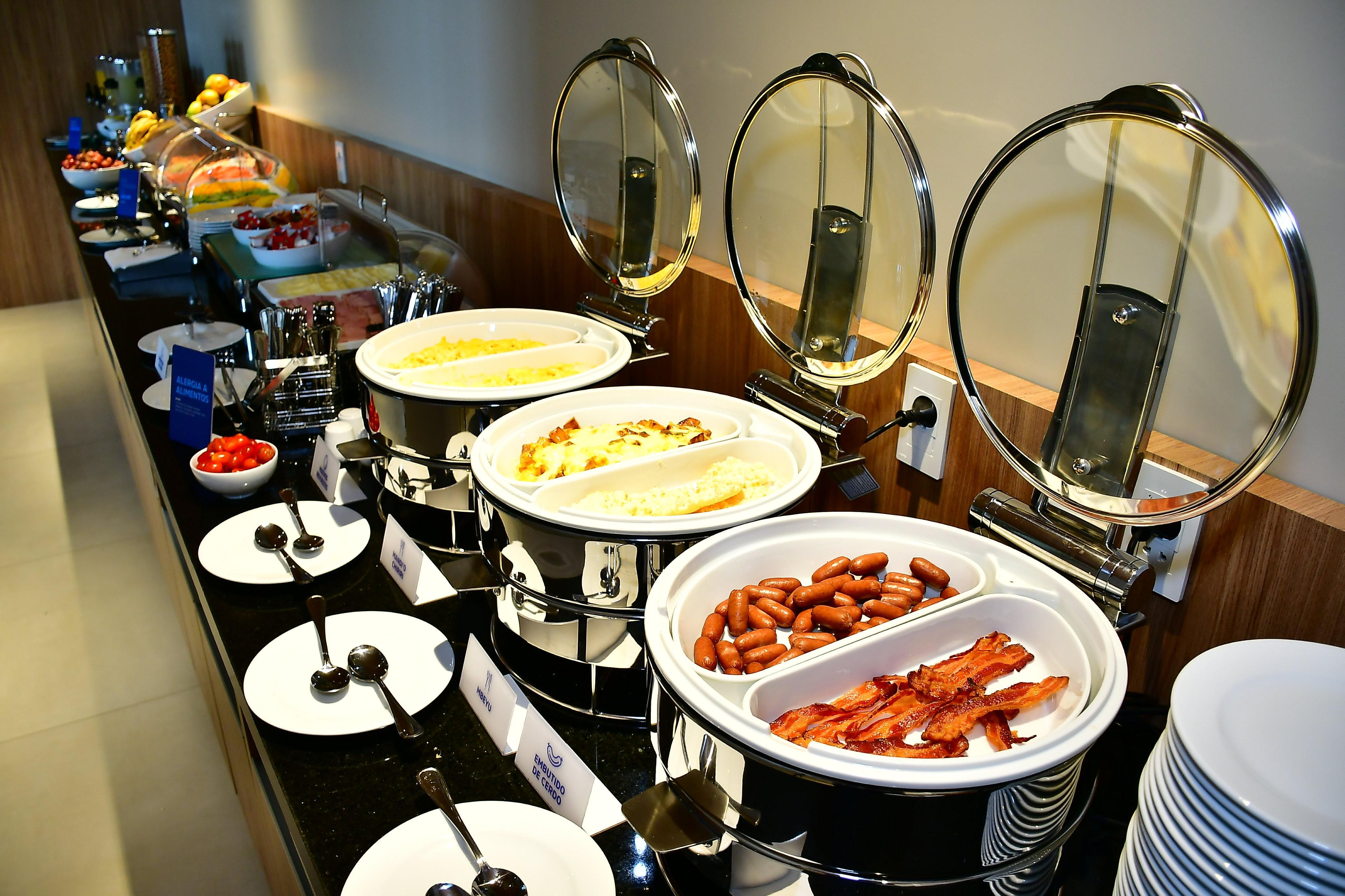 Holiday Inn Express Asuncion Aviadores By Ihg Exterior foto