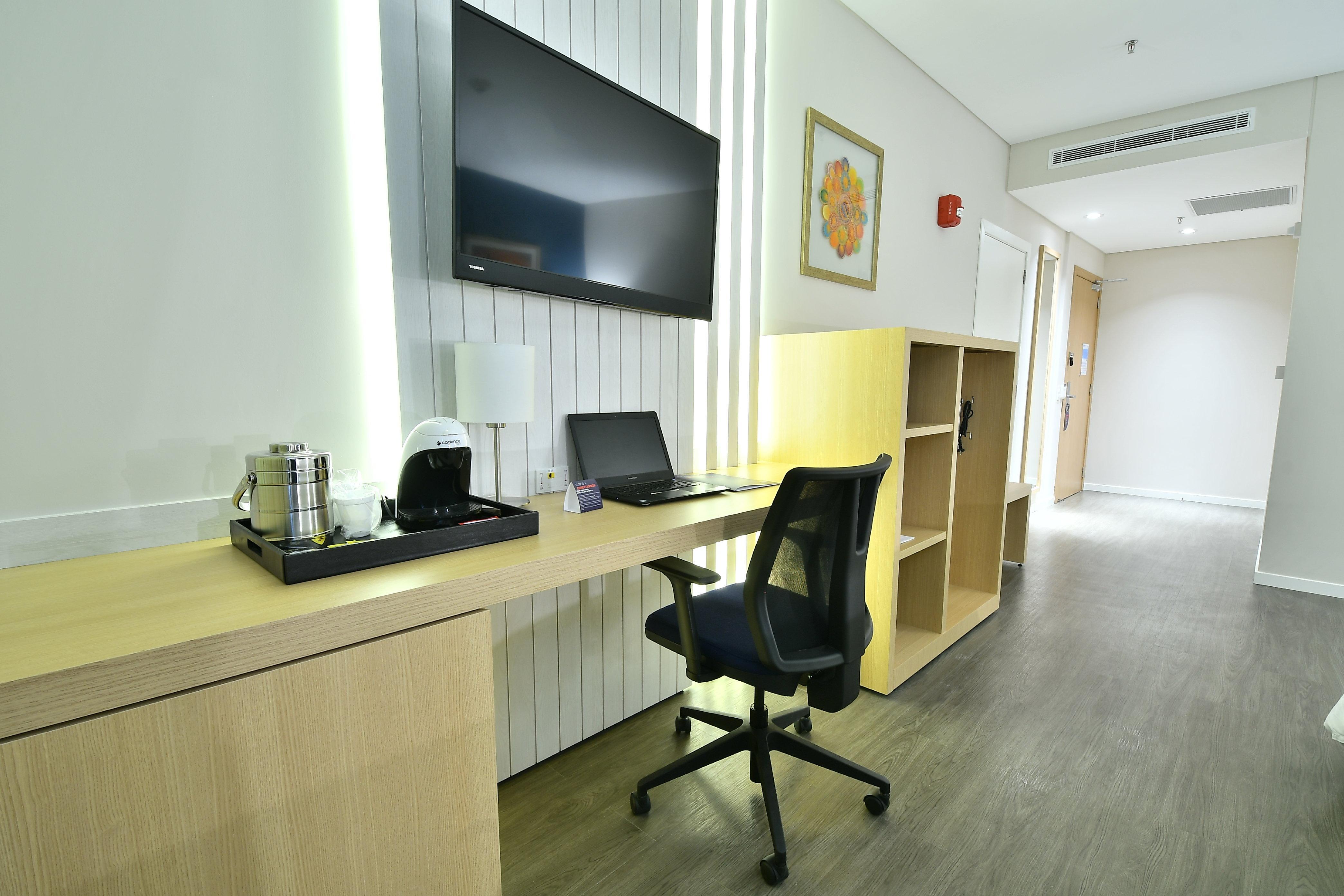 Holiday Inn Express Asuncion Aviadores By Ihg Exterior foto