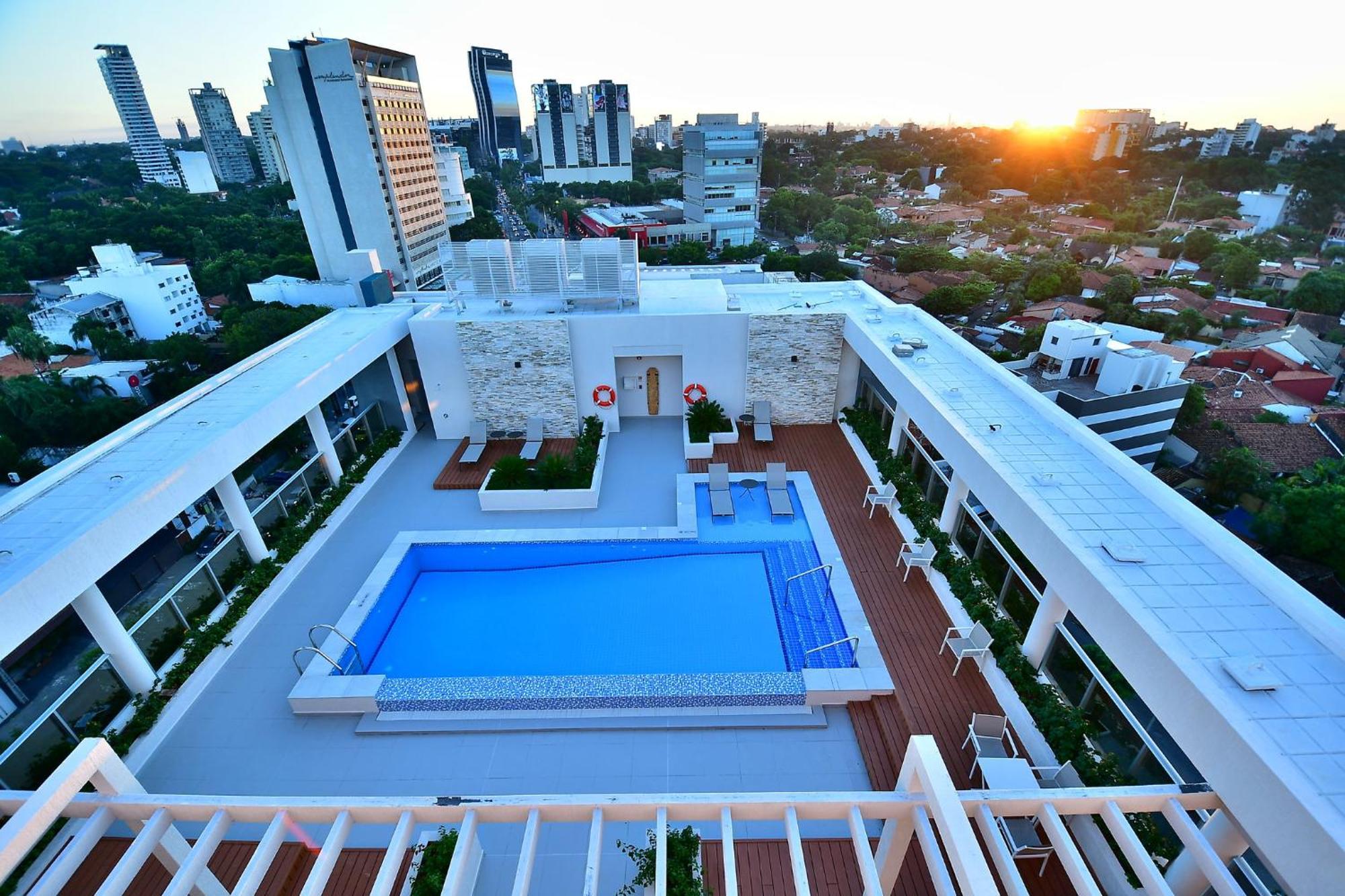 Holiday Inn Express Asuncion Aviadores By Ihg Exterior foto